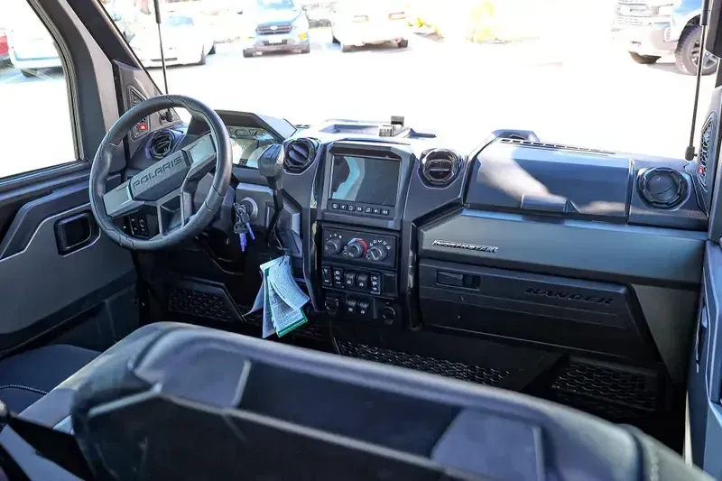 2025 Polaris RANGER CREW XD 1500 NORTHSTAR EDITION ULTIMATE TITANIUM METALLIC GLOSS Image 10