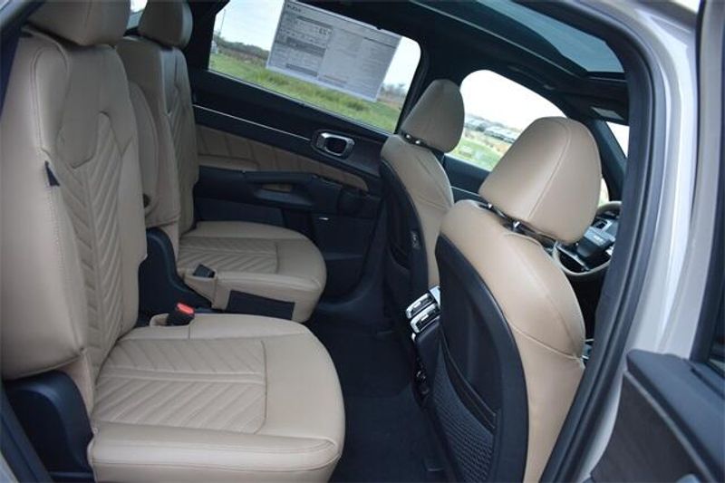 New 2026 Kia Sorento X-Line SX PrestigeImage 15