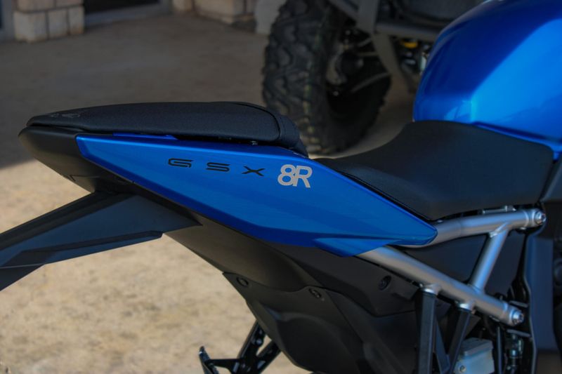 NEW 2026 SUZUKI GSX8R Image 12