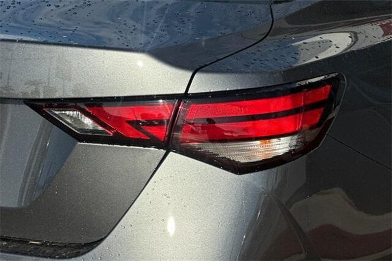 New 2025 Nissan Sentra SVImage 22