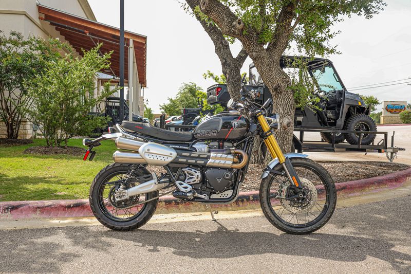USED 2025 TRIUMPH SCRAMBLER 1200 XE Image 10