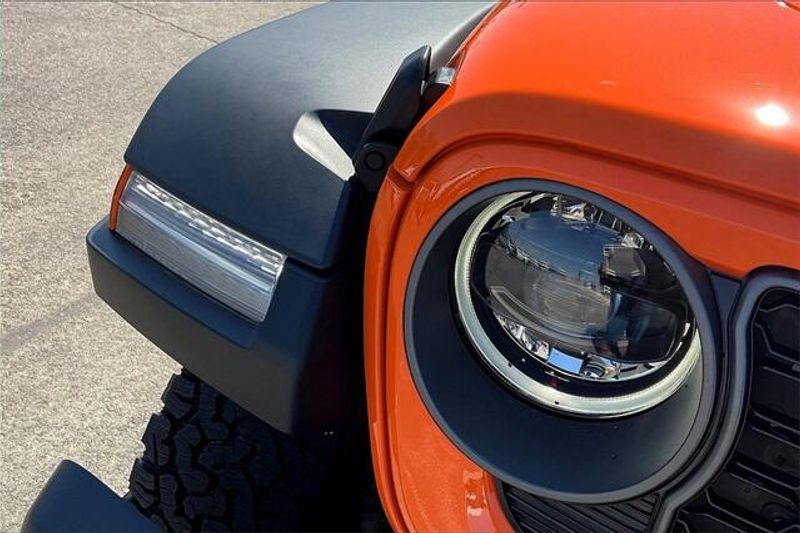 New 2025 Jeep Wrangler 4-door RubiconImage 11