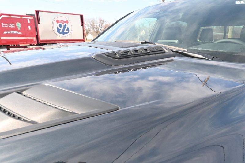 2025 RAM 1500 RebelImage 18