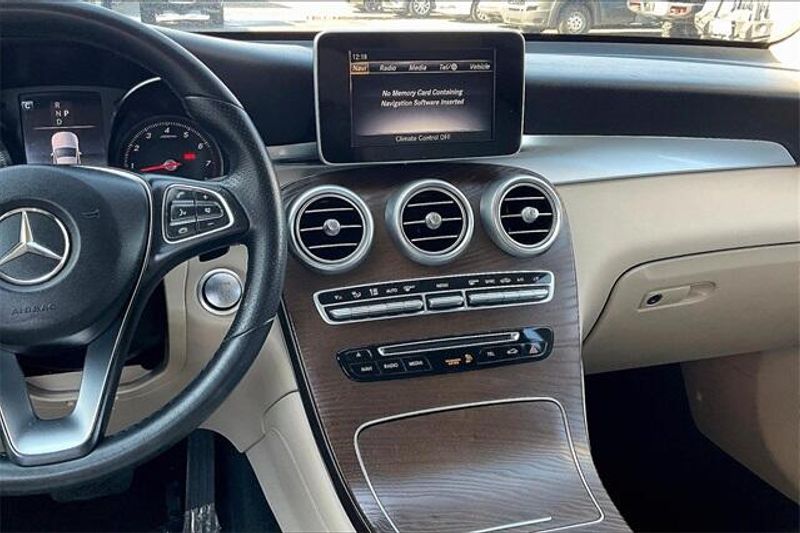 2019 Mercedes-Benz GLC 300 300Image 5