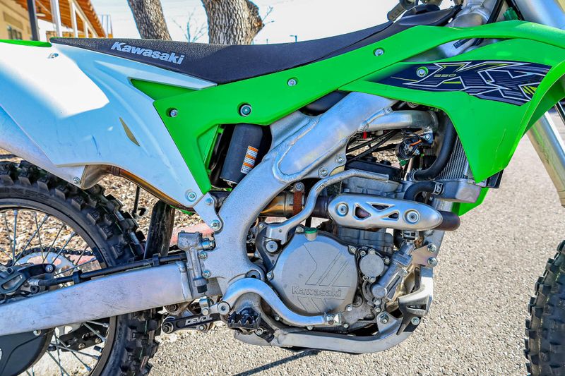 2019 Kawasaki KX 250Image 9