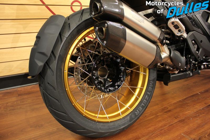 New 2026 BMW R1300GS Image 9