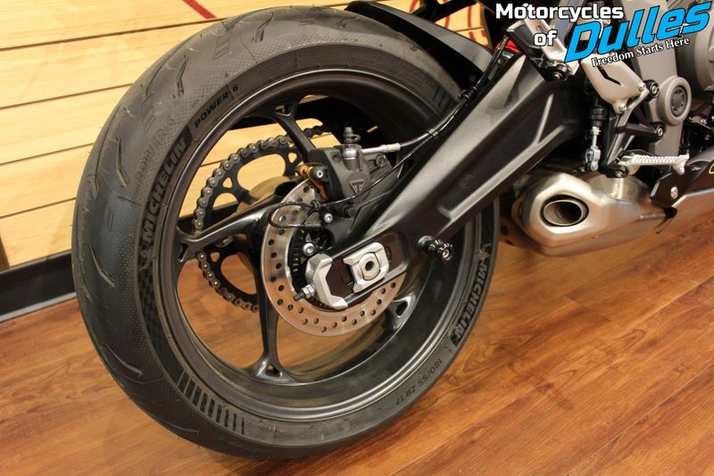2025 Triumph Daytona 660 Image 15
