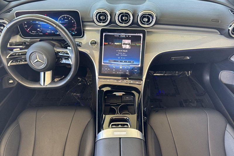 Used 2024 Mercedes-Benz CLE 450Image 16