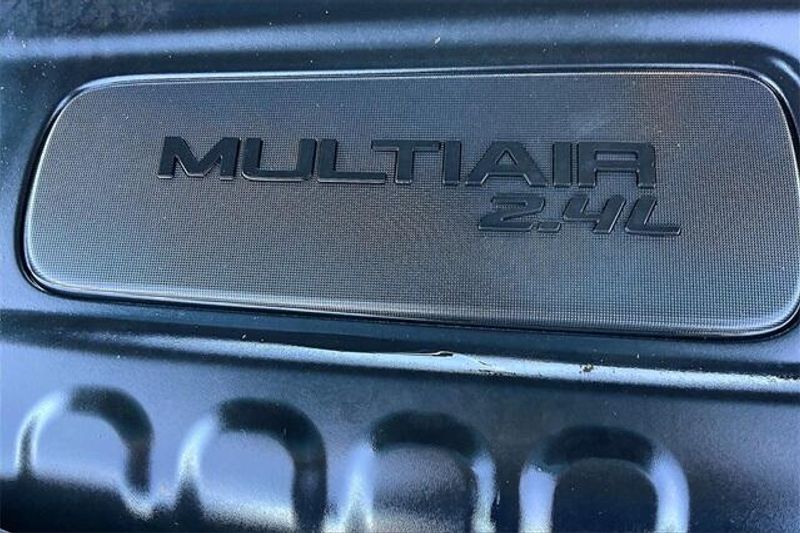 Used 2023 Jeep Cherokee AltitudeImage 30