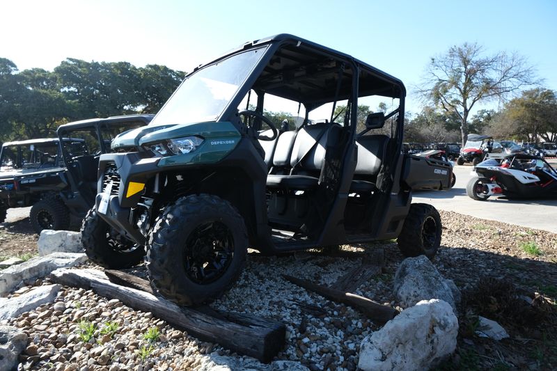 2025 Can-Am DEFENDER MAX DPS HD7 COMPASS GREENImage 18