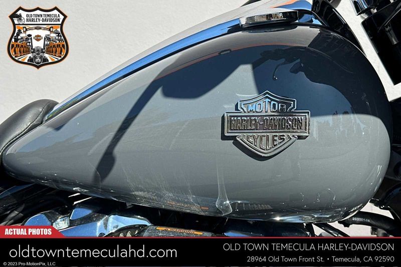 2022 Harley-Davidson Street Glide in a GUNSHIP GRAY exterior color. BMW Motorcycles of Temecula – Southern California (951) 506-6903 bmwmotorcyclesoftemecula.com 