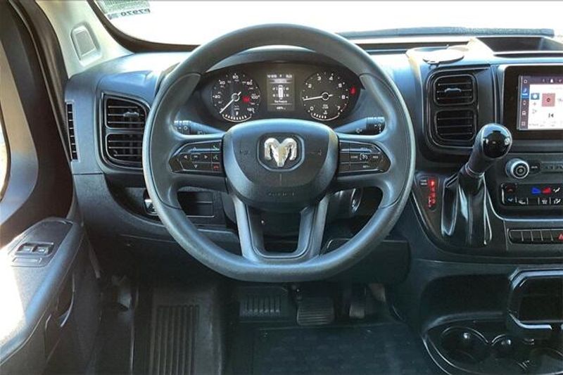 2023 Ram ProMaster 2500 photo 4