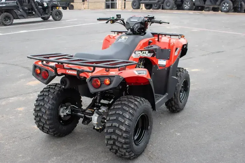 NEW 2026 KAWASAKI BRUTE FORCE 300 Image 3
