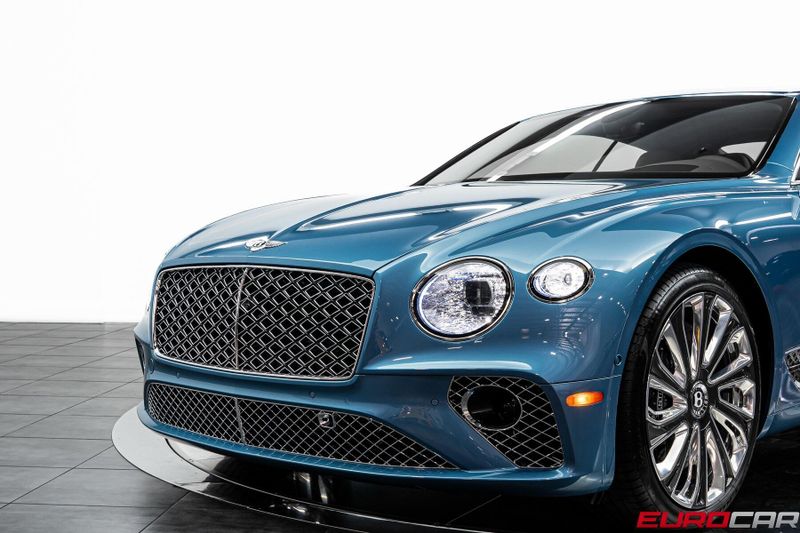 Used 2022 Bentley Continental GT V8 *TRI-COLOR INTERIOR * MULLINER DRIVING SPEC*Image 11
