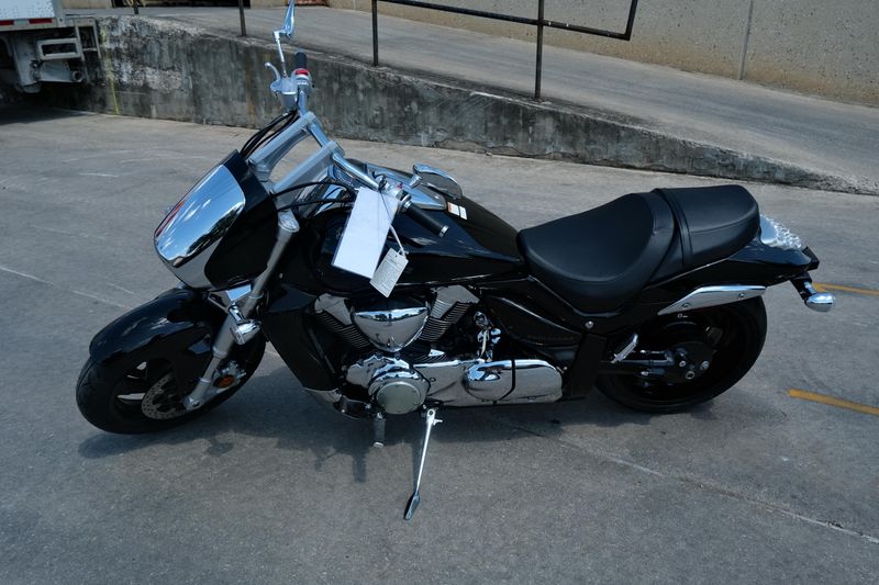 NEW 2025 SUZUKI BOULEVARD M109R Image 6