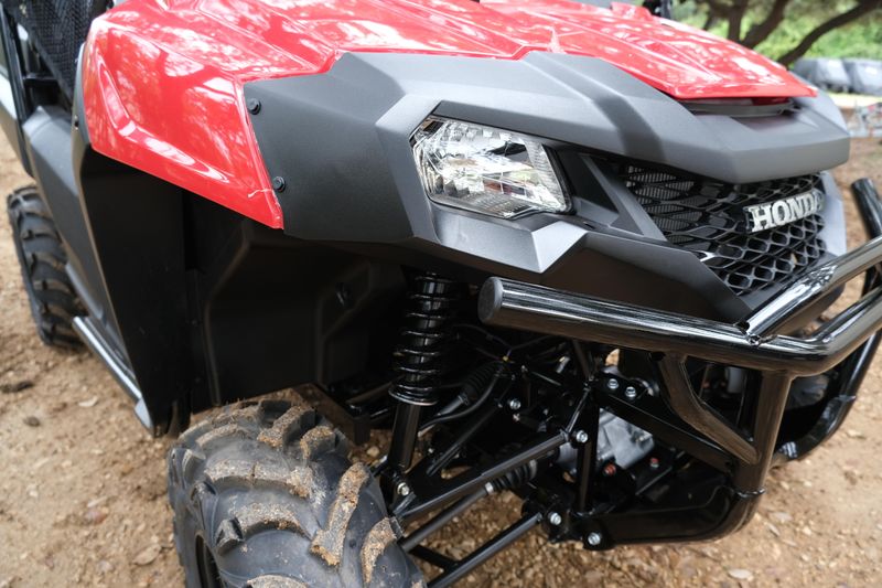 2025 Honda PIONEER 700 HERO REDImage 22