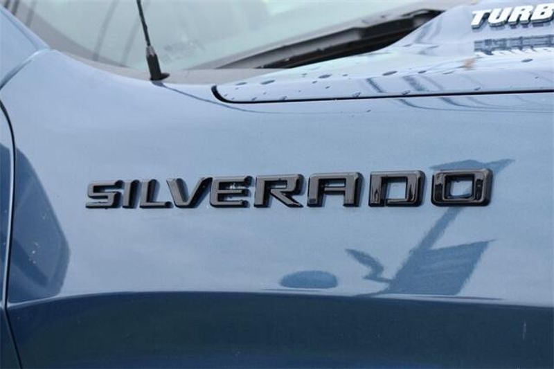 2024 Chevrolet Silverado 1500 CustomImage 15