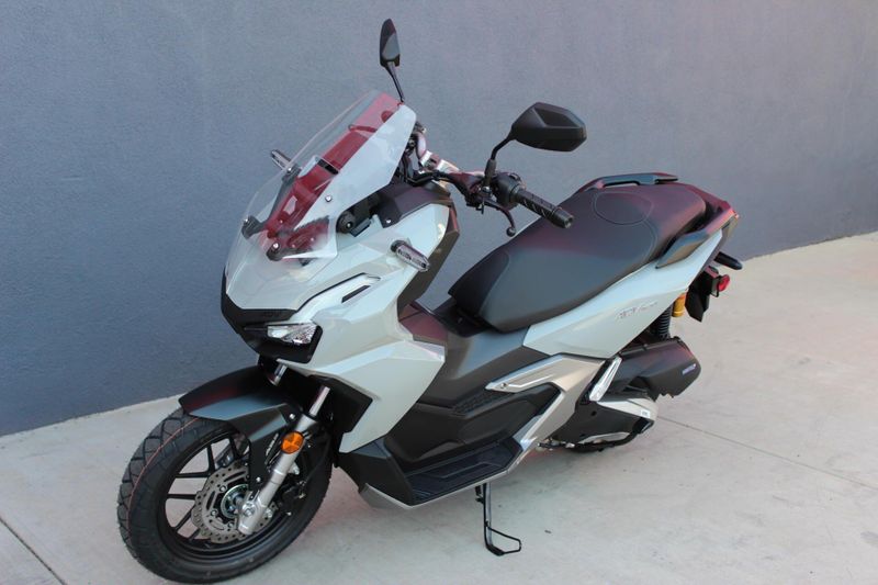 New 2026 Honda ADV160 Image 5