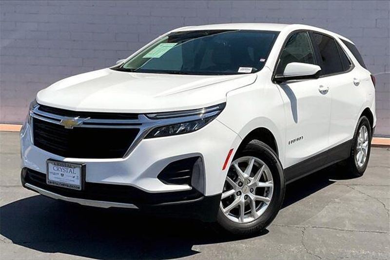 2023 Chevrolet Equinox LTImage 1