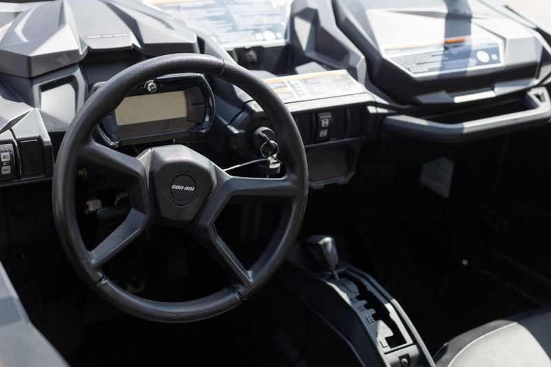 NEW 2026 CAN-AM MAVERICK TRAIL DPS 1000 Image 15