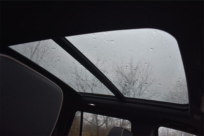 New 2026 Chevrolet Tahoe PremierImage 16