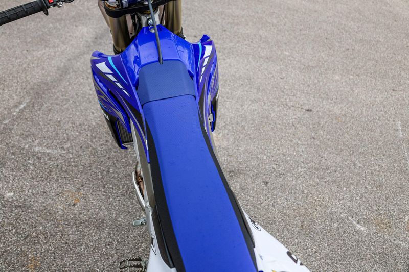 2020 Yamaha YZ450FX  TEAM BLUE Image 25