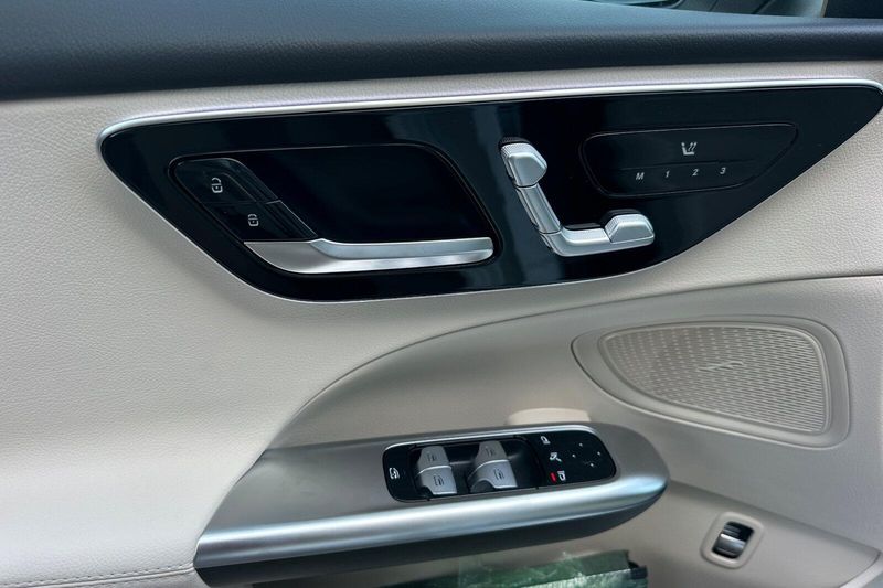 New 2026 Mercedes-Benz C-Class C 300Image 8