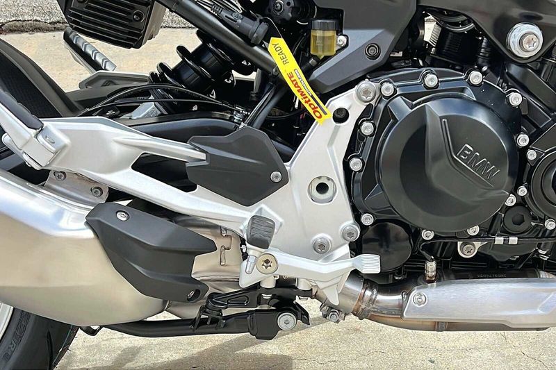 2023 BMW F 900 R in a BLACK STORM METALLIC exterior color. BMW Motorcycles of Temecula – Southern California 951-395-0675 bmwmotorcyclesoftemecula.com 
