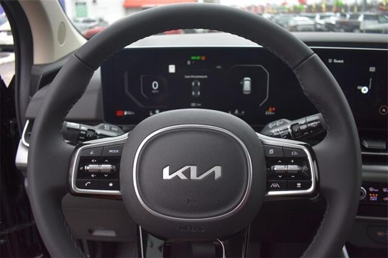 2025 Kia Carnival SXImage 29