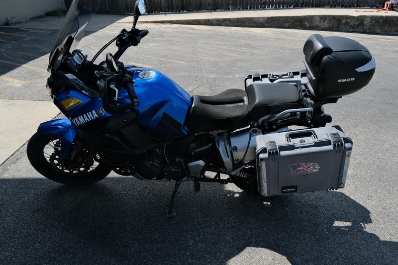USED 2012 YAMAHA SUPER TENERE Image 6