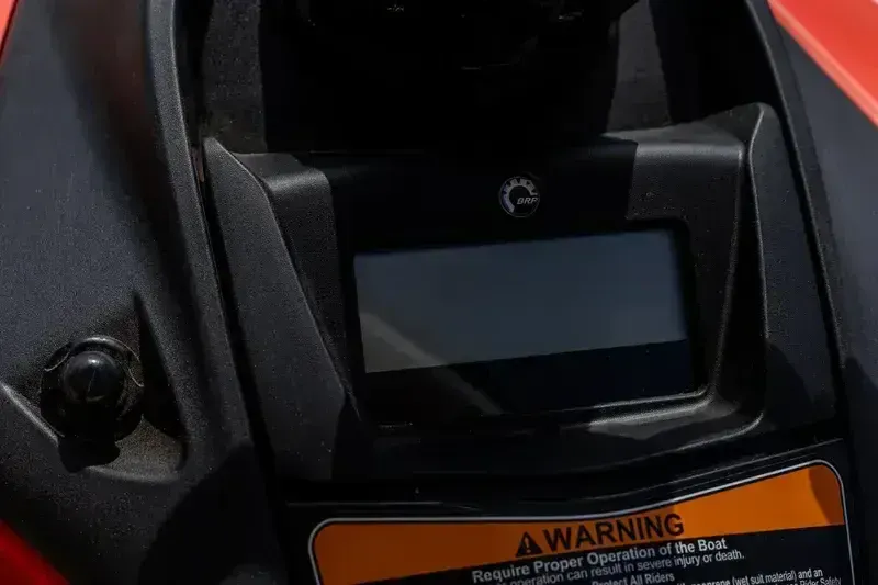 NEW 2026 SEADOO SPARK TRIXX FOR 3 90HP WITH SOUND SYSTEM Image 7