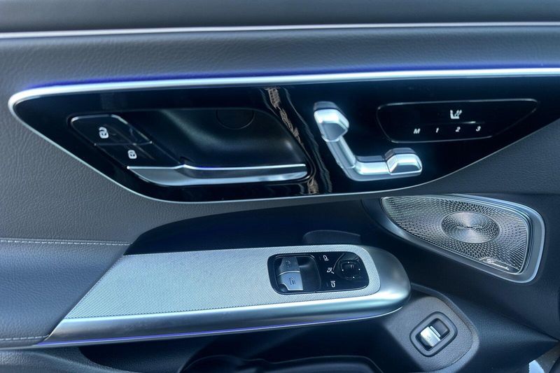 New 2026 Mercedes-Benz CLE 450Image 8