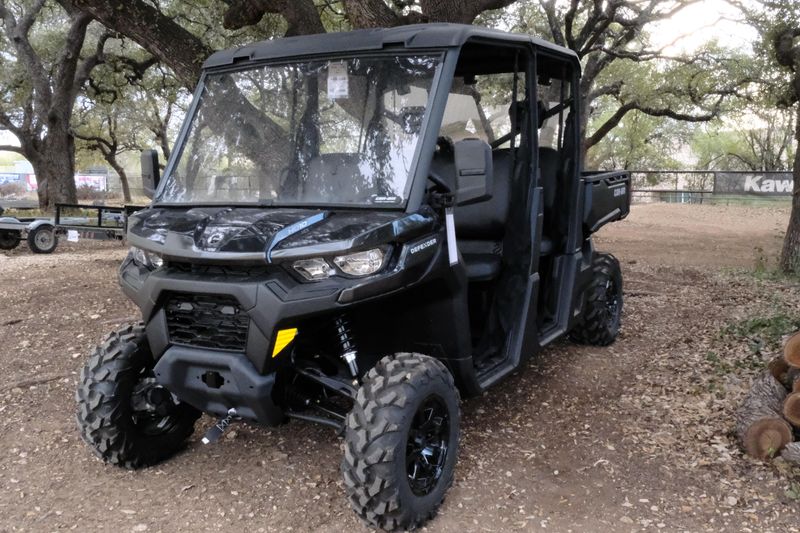 2025 CAN-AM DEFENDER MAX DPS HD10 STEALTH BLACK in a STEALTH BLACK exterior color. Family PowerSports (877) 886-1997 familypowersports.com 