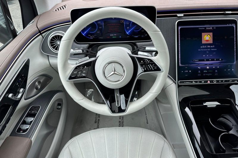 Used 2023 Mercedes-Benz EQS 450Image 16