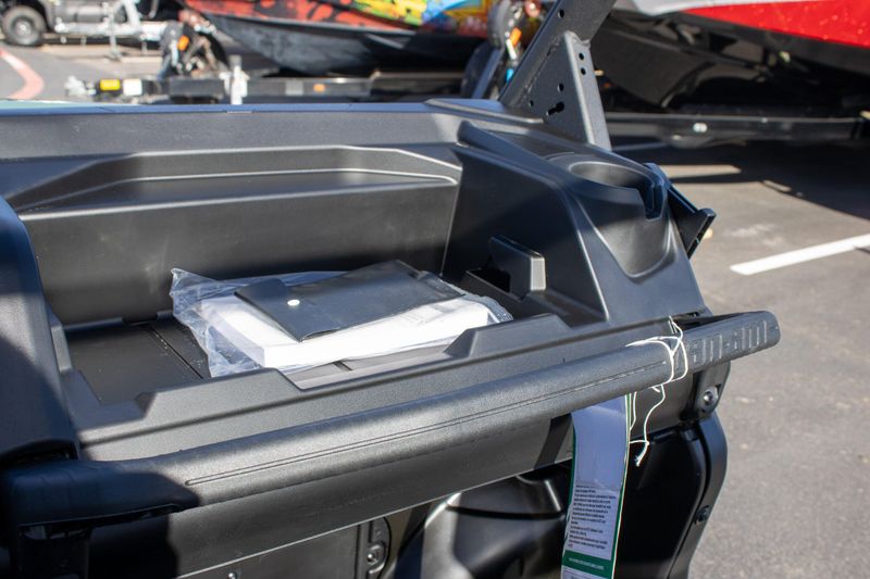 NEW 2026 CAN-AM DEFENDER HD7 Image 15