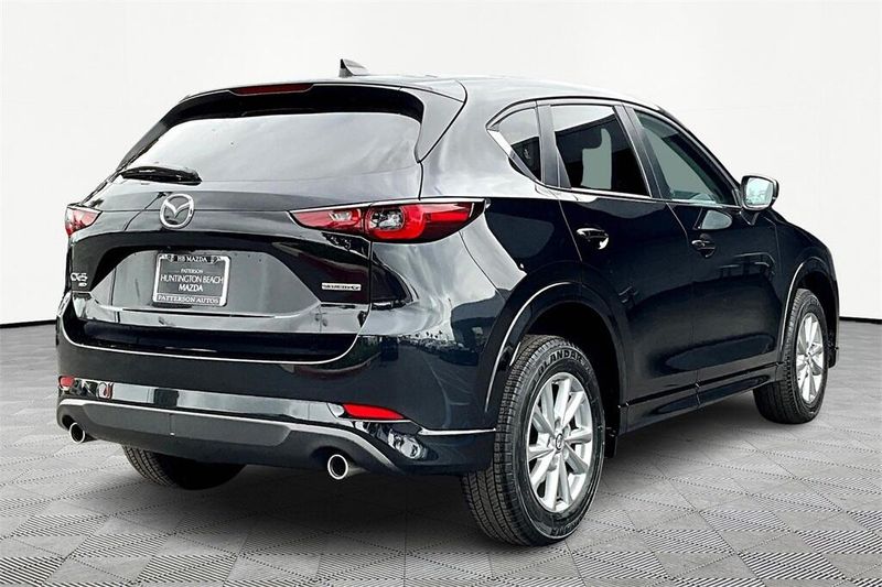 Used 2024 Mazda CX-5 2.5 S Select PackageImage 2