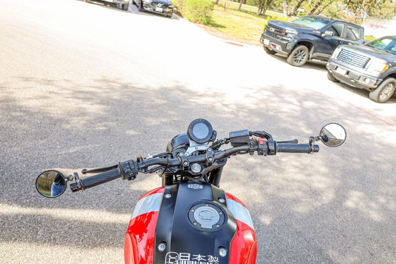 USED 2018 YAMAHA XSR900 Image 9