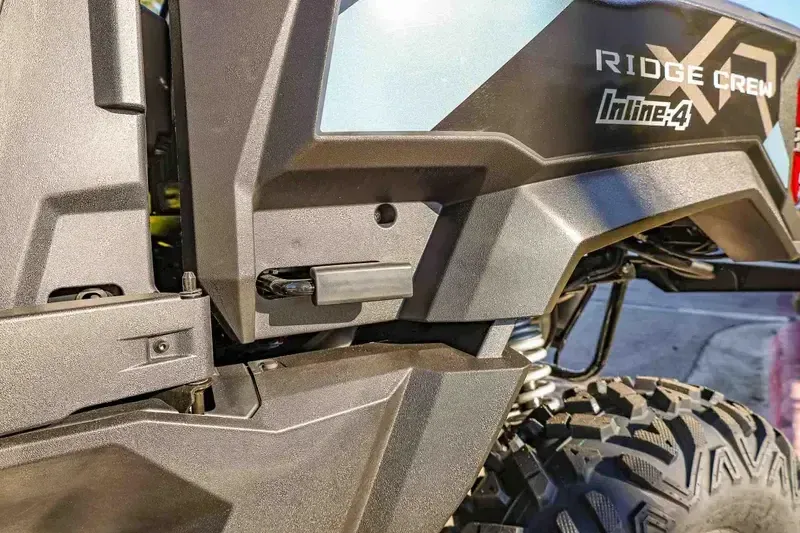 NEW 2025 KAWASAKI RIDGE XR CREW LIMITED METALLIC BLUISH GRAY Image 15