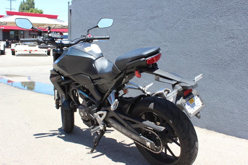 Used 2023 Honda CB300R ABS Image 3