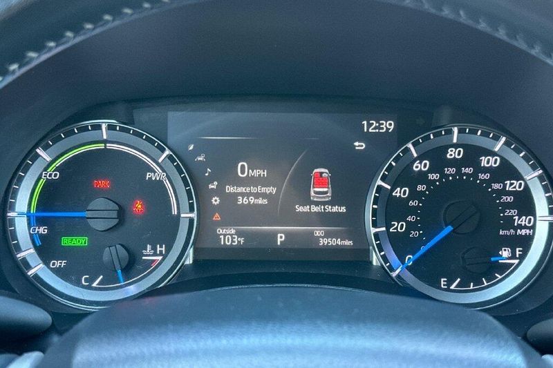 Used 2023 Toyota Highlander Hybrid LEImage 22