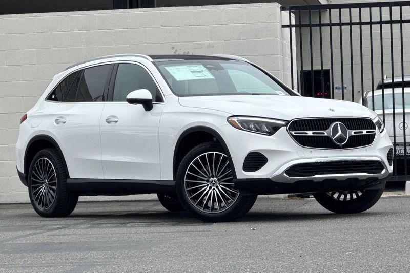 New 2027 Mercedes-Benz GLC-Class GLCGLC 300Image 2