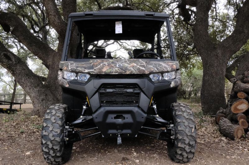 2025 Can-Am DEFENDER MAX DPS HD7 WILDLAND CAMOImage 20