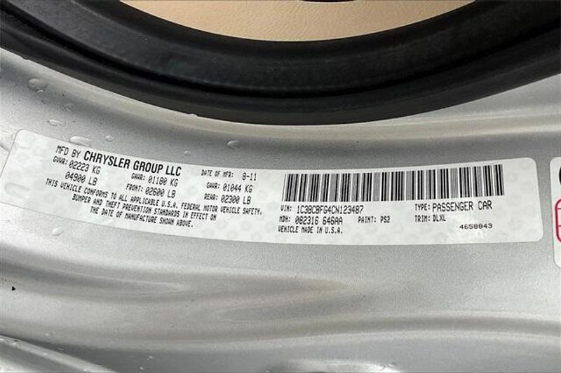 Used 2012 Chrysler 200 LimitedImage 32