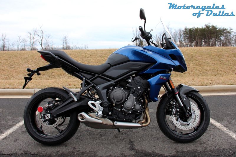 2023 Triumph Tiger 660 in a Lucerne Blue/Sapphire Black exterior color. Motorcycles of Dulles 571.934.4450 motorcyclesofdulles.com 