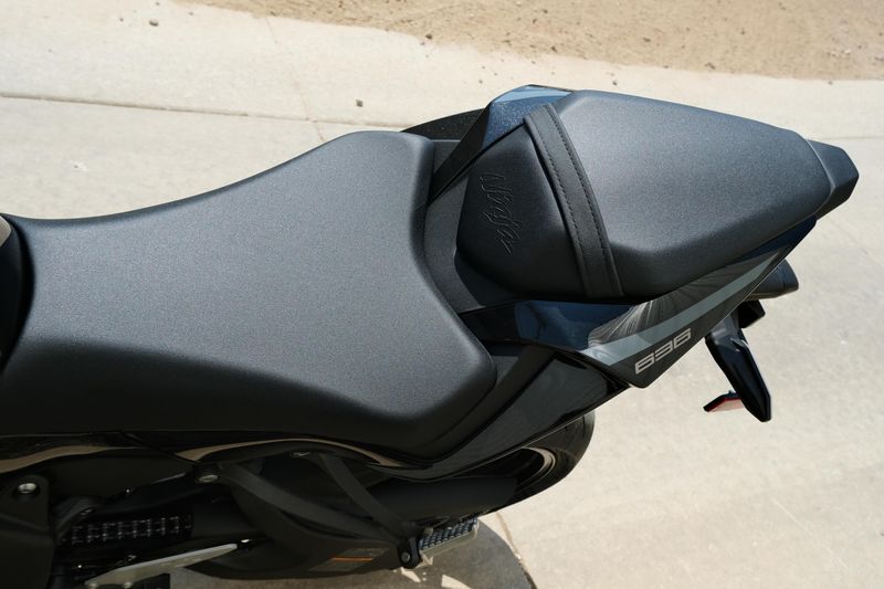 NEW 2026 KAWASAKI NINJA ZX6R ABS Image 9