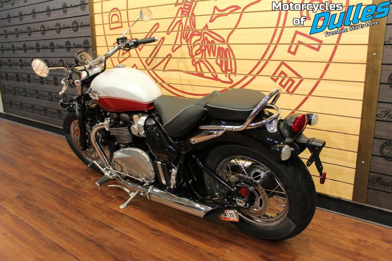 2025 Triumph Speedmaster Image 6