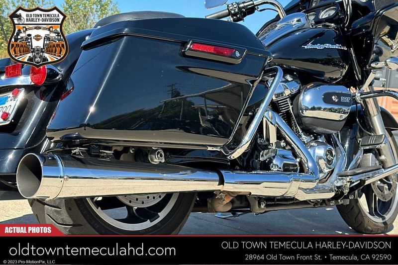 2017 Harley-Davidson Road Glide in a Black exterior color. BMW Motorcycles of Temecula – Southern California (951) 506-6903 bmwmotorcyclesoftemecula.com 