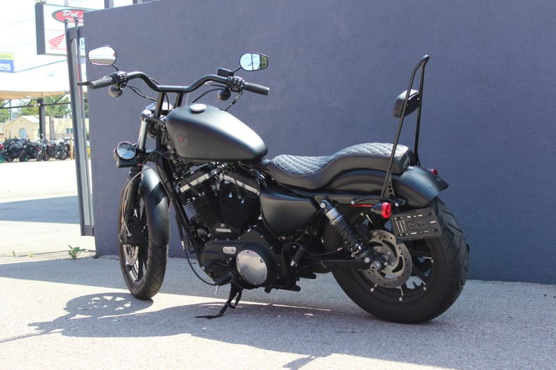 2022 Harley-Davidson Sportster Iron 883 Image 5