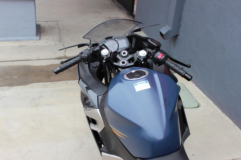 2023 Kawasaki Ninja�� 400 Base Image 9