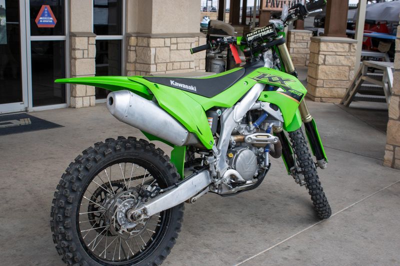 USED 2022 KAWASAKI KX 450 Image 10
